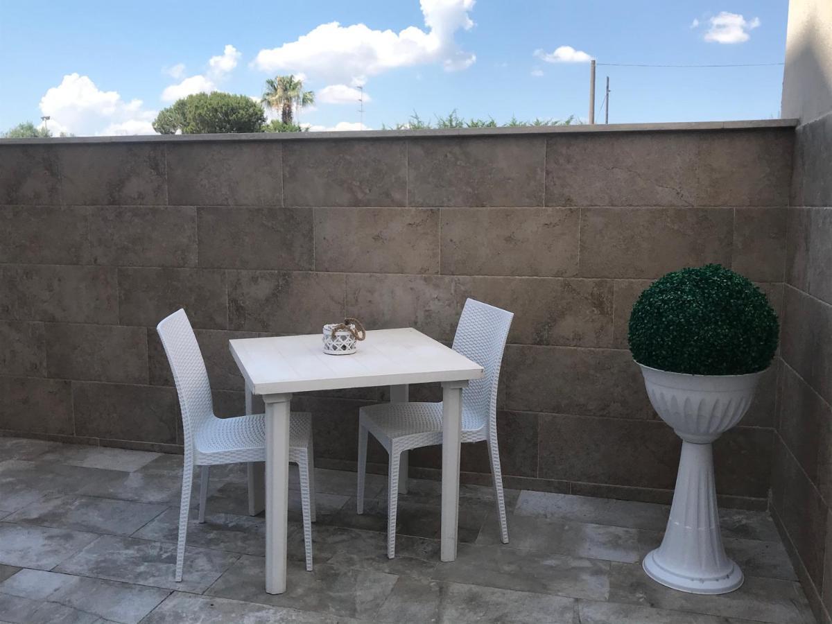 Monolocali White Angel Apartments Порто-Чезарео Экстерьер фото