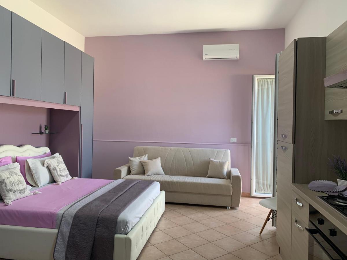 Monolocali White Angel Apartments Порто-Чезарео Экстерьер фото