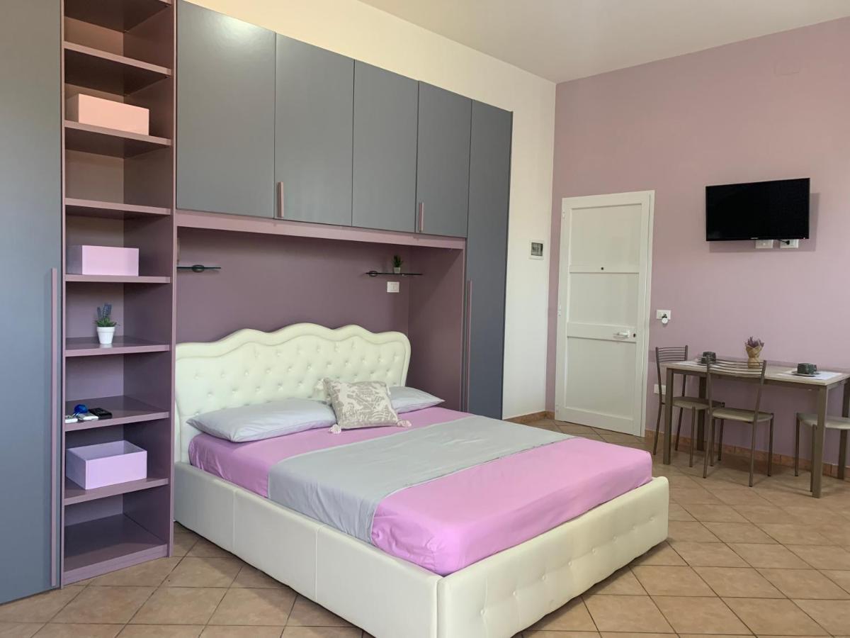 Monolocali White Angel Apartments Порто-Чезарео Экстерьер фото