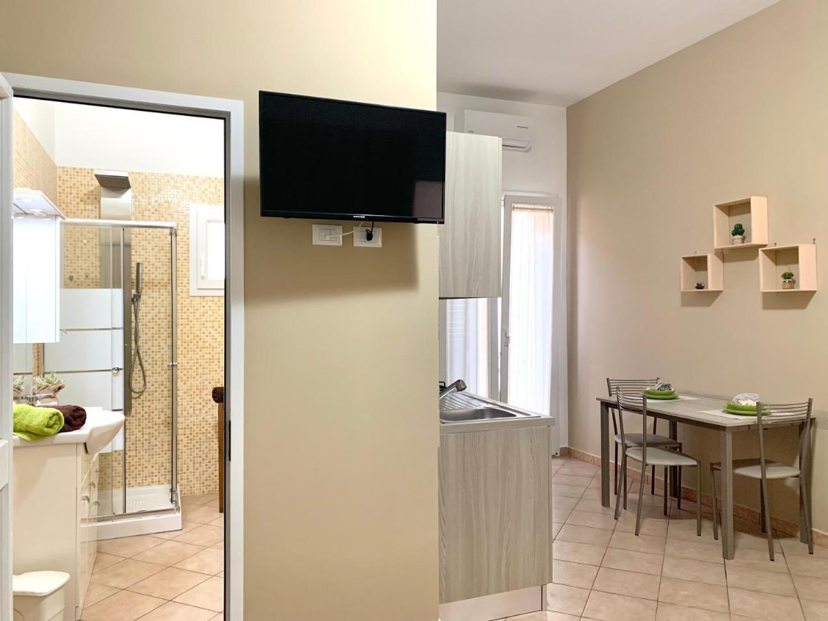 Monolocali White Angel Apartments Порто-Чезарео Экстерьер фото