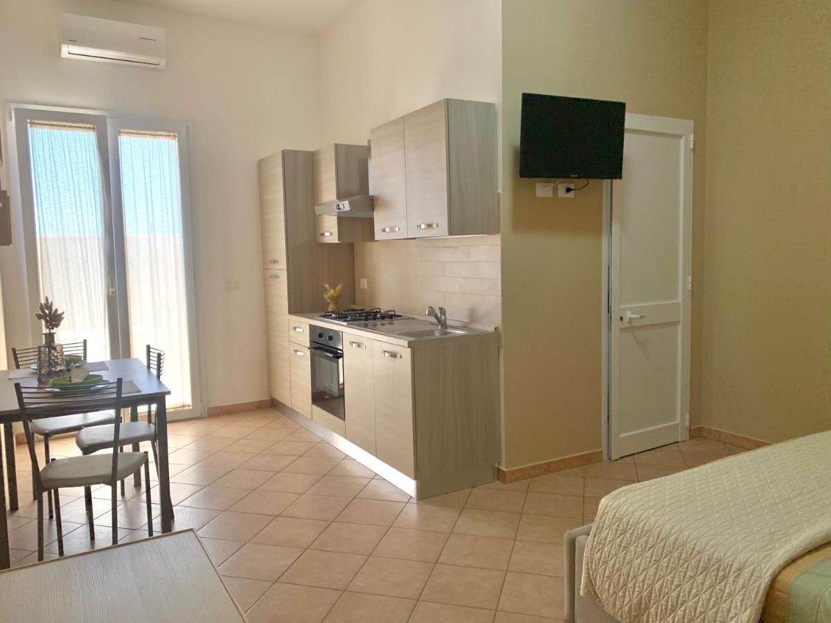 Monolocali White Angel Apartments Порто-Чезарео Экстерьер фото